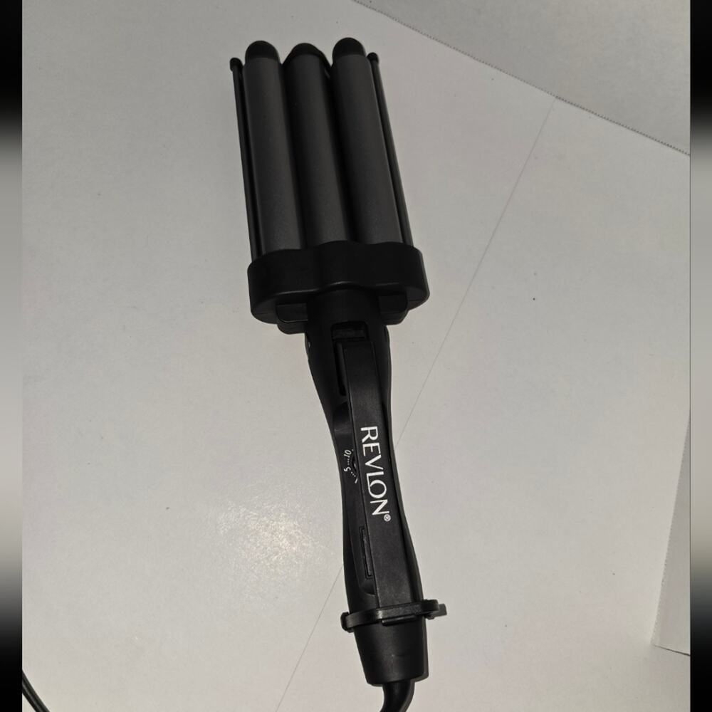 Revlon Jumbo 3 Barrel Hair Waver Ceramic Styling Curling Iron Tourmaline - Picture 1 of 7